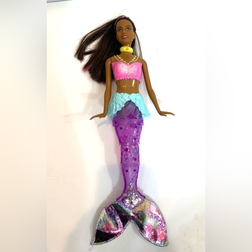 2018 Barbie Dreamtopia Sparkle Lights Mermaid Doll 13” WORKS